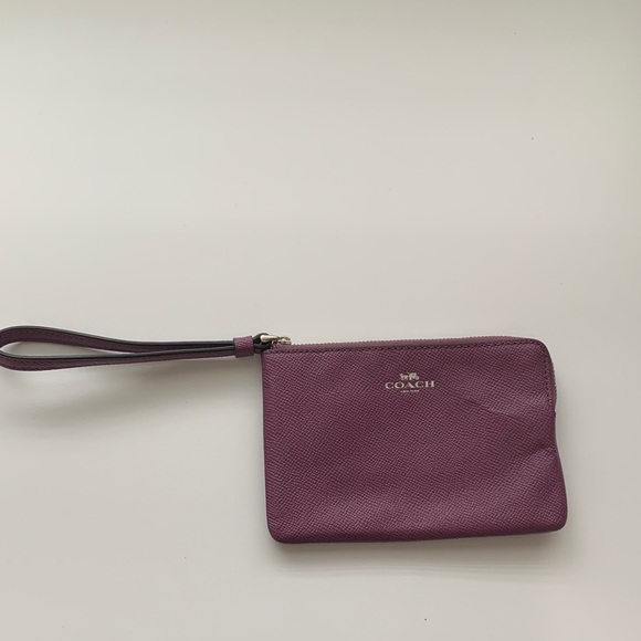 Coach Handbags - Coach Women's Purple Corner Zip Wristlet